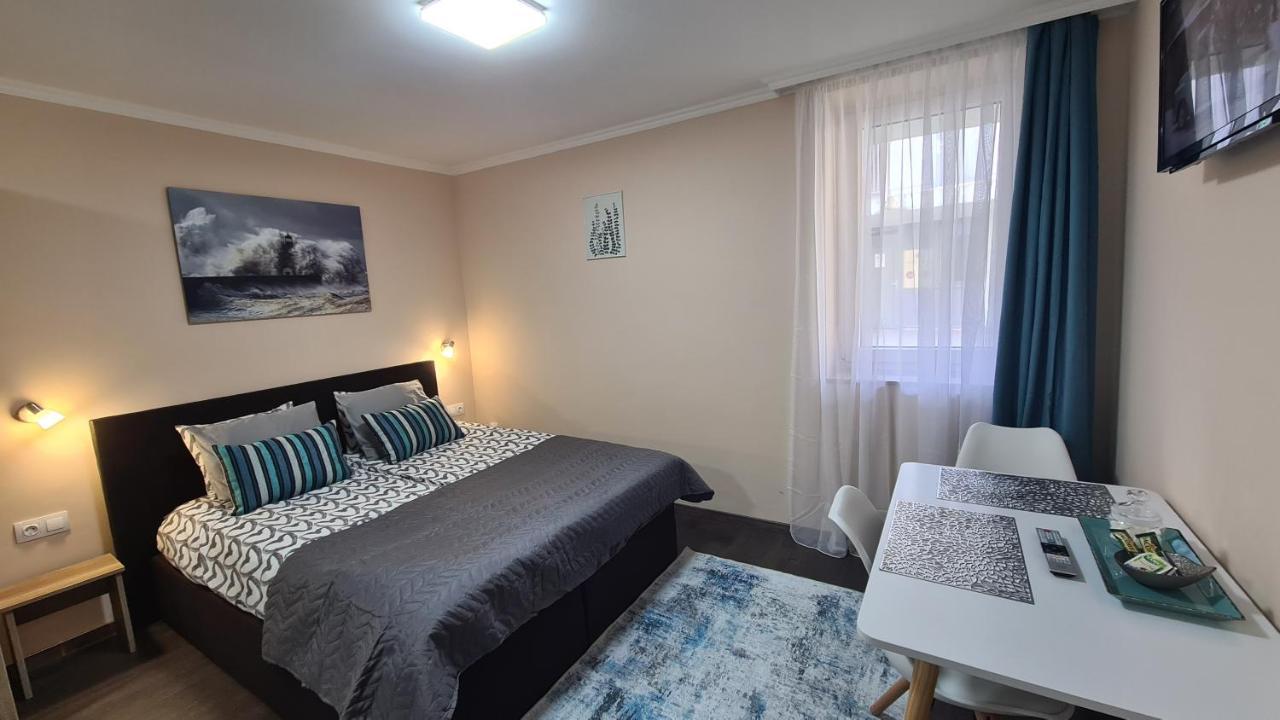 Lucsony Apartman Mosonmagyarovar Bagian luar foto