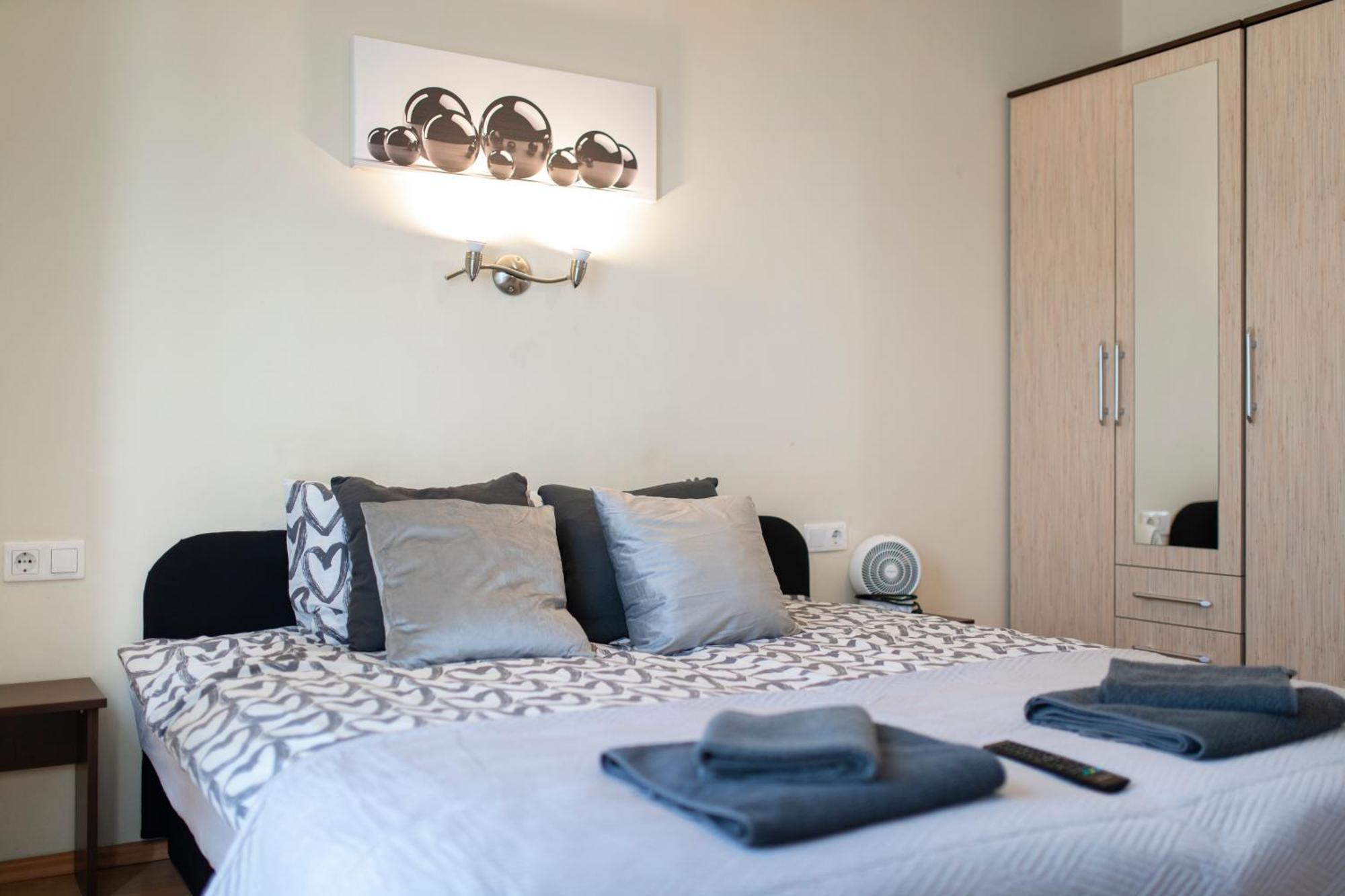 Lucsony Apartman Mosonmagyarovar Bagian luar foto